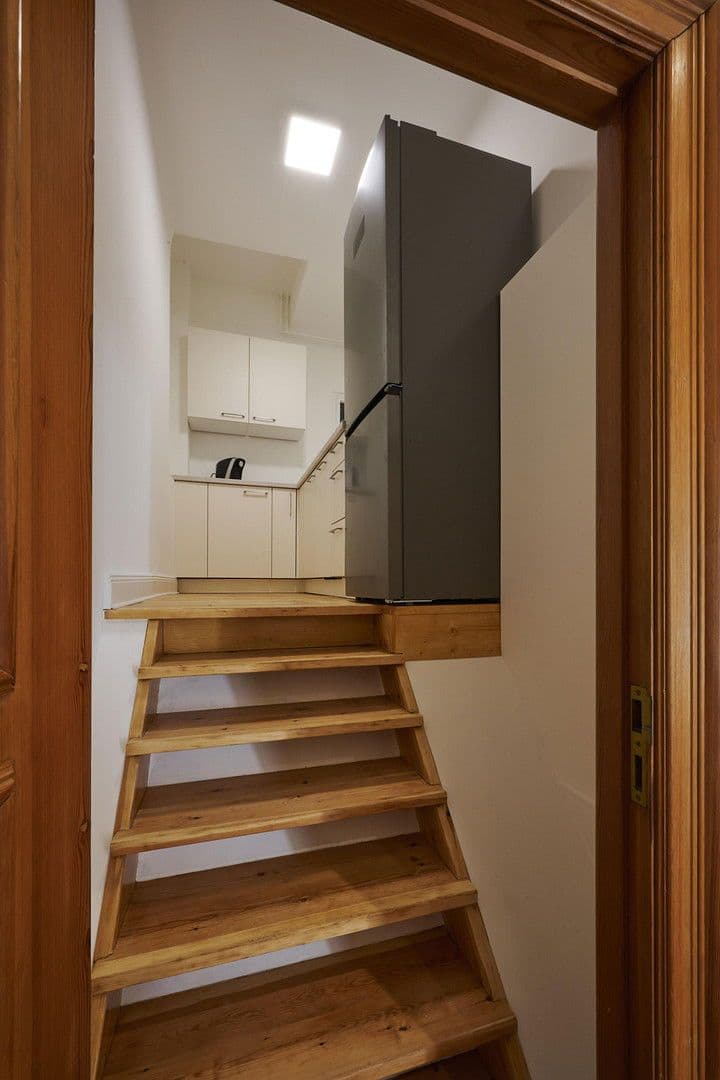 Prenájom kancelárie 198 m², Schlüterstraße 32, Berlin, Berlín Prenájom kancelárie 198 m², Schlüterstraße 32, Berlin, Berlín