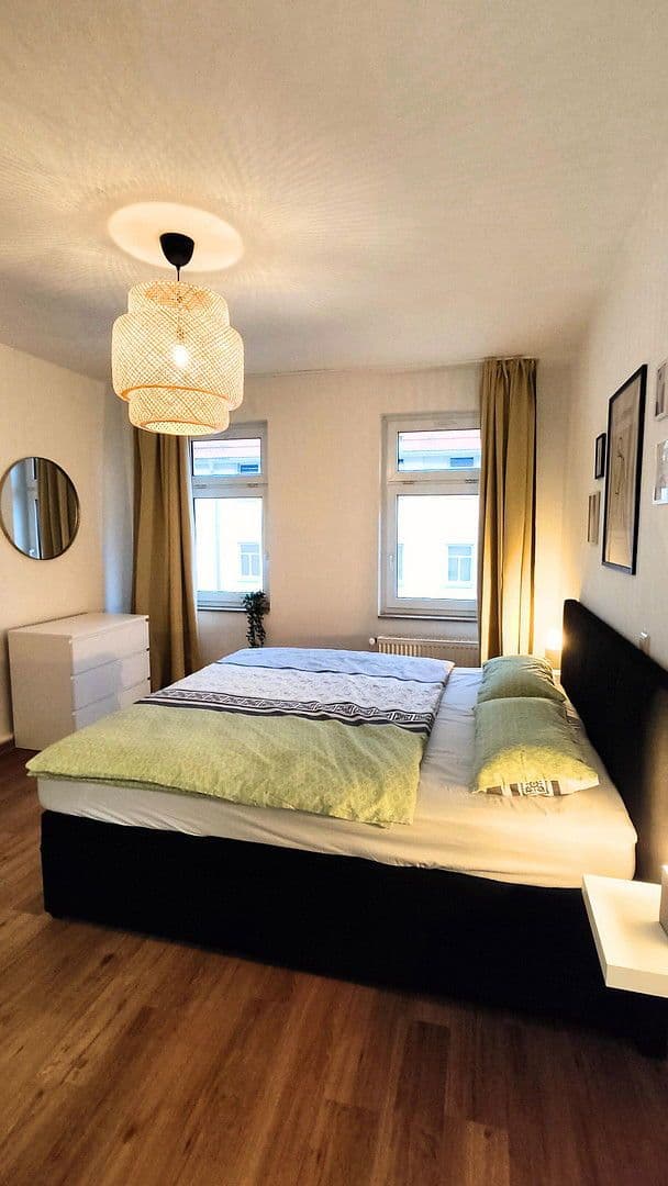 Prenájom bytu 3-izbový 77 m², Edlichstraße 7, Leipzig, Sasko Prenájom bytu 3-izbový 77 m², Edlichstraße 7, Leipzig, Sasko