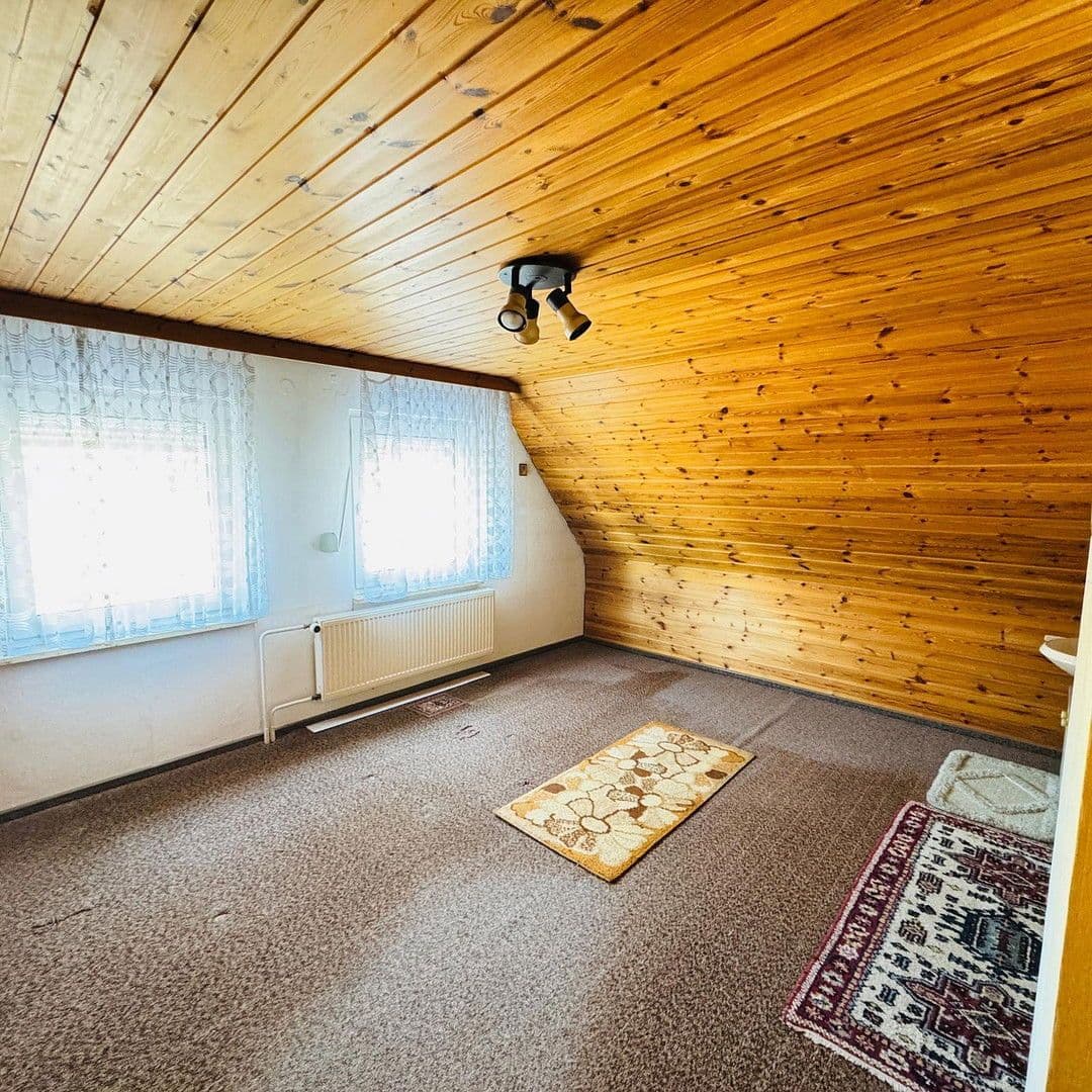 Predaj domu 118 m², pozemek 552 m², Erlangen-Eltersdorf, Bavorsko Predaj domu 118 m², pozemek 552 m², Erlangen-Eltersdorf, Bavorsko