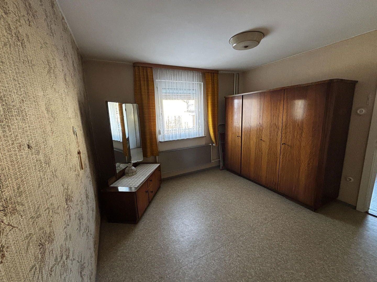 Predaj domu 118 m², pozemek 552 m², Erlangen-Eltersdorf, Bavorsko Predaj domu 118 m², pozemek 552 m², Erlangen-Eltersdorf, Bavorsko