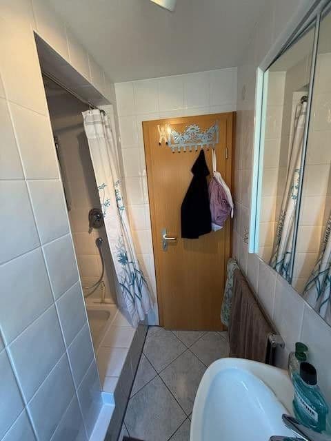 Prenájom bytu 1-izbový 16 m², Stuttgart, Bádensko-Wurttembersko Prenájom bytu 1-izbový 16 m², Stuttgart, Bádensko-Wurttembersko