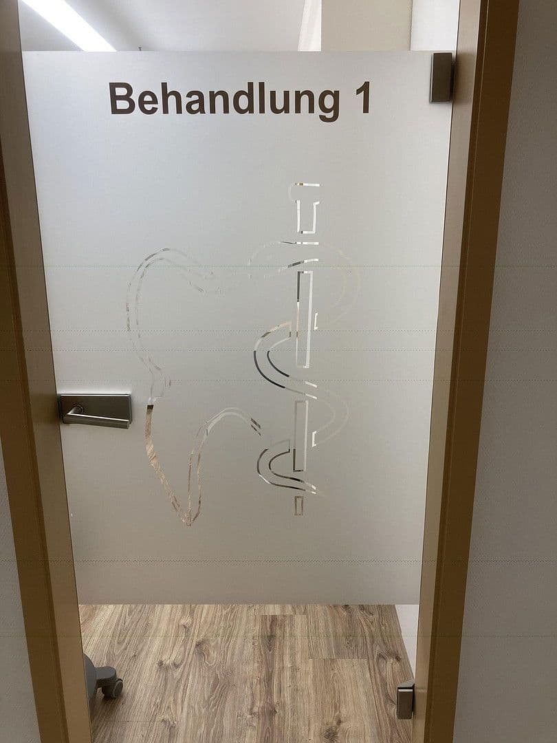 Predaj kancelárie 169 m², Vallendar, Porýnie-Falcko Predaj kancelárie 169 m², Vallendar, Porýnie-Falcko