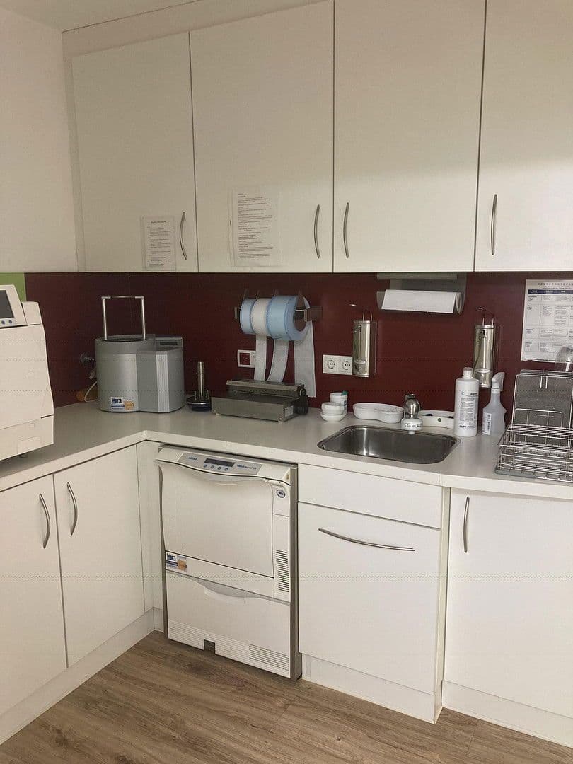 Predaj kancelárie 169 m², Vallendar, Porýnie-Falcko Predaj kancelárie 169 m², Vallendar, Porýnie-Falcko