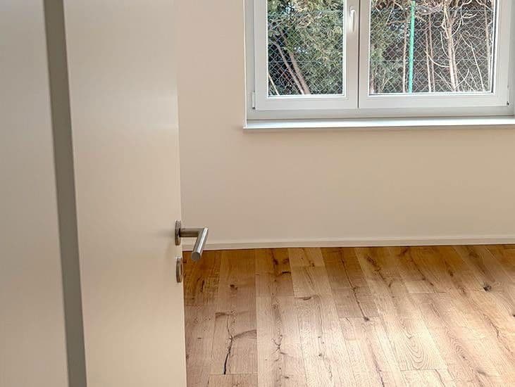 Prenájom bytu 4-izbový 93 m², München, Bavorsko Prenájom bytu 4-izbový 93 m², München, Bavorsko