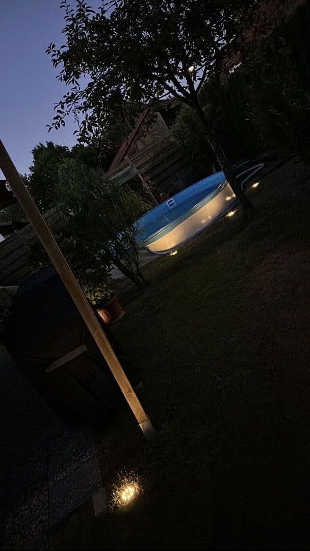 Predaj domu 225 m², pozemek 812 m², Landau an der Isar, Bavorsko Predaj domu 225 m², pozemek 812 m², Landau an der Isar, Bavorsko