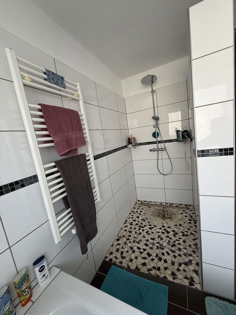 Predaj domu 225 m², pozemek 812 m², Landau an der Isar, Bavorsko Predaj domu 225 m², pozemek 812 m², Landau an der Isar, Bavorsko