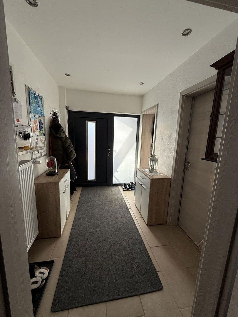 Predaj domu 225 m², pozemek 812 m², Landau an der Isar, Bavorsko Predaj domu 225 m², pozemek 812 m², Landau an der Isar, Bavorsko