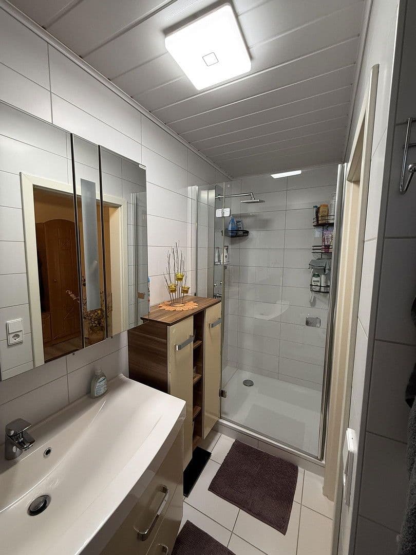 Predaj domu 225 m², pozemek 812 m², Landau an der Isar, Bavorsko Predaj domu 225 m², pozemek 812 m², Landau an der Isar, Bavorsko