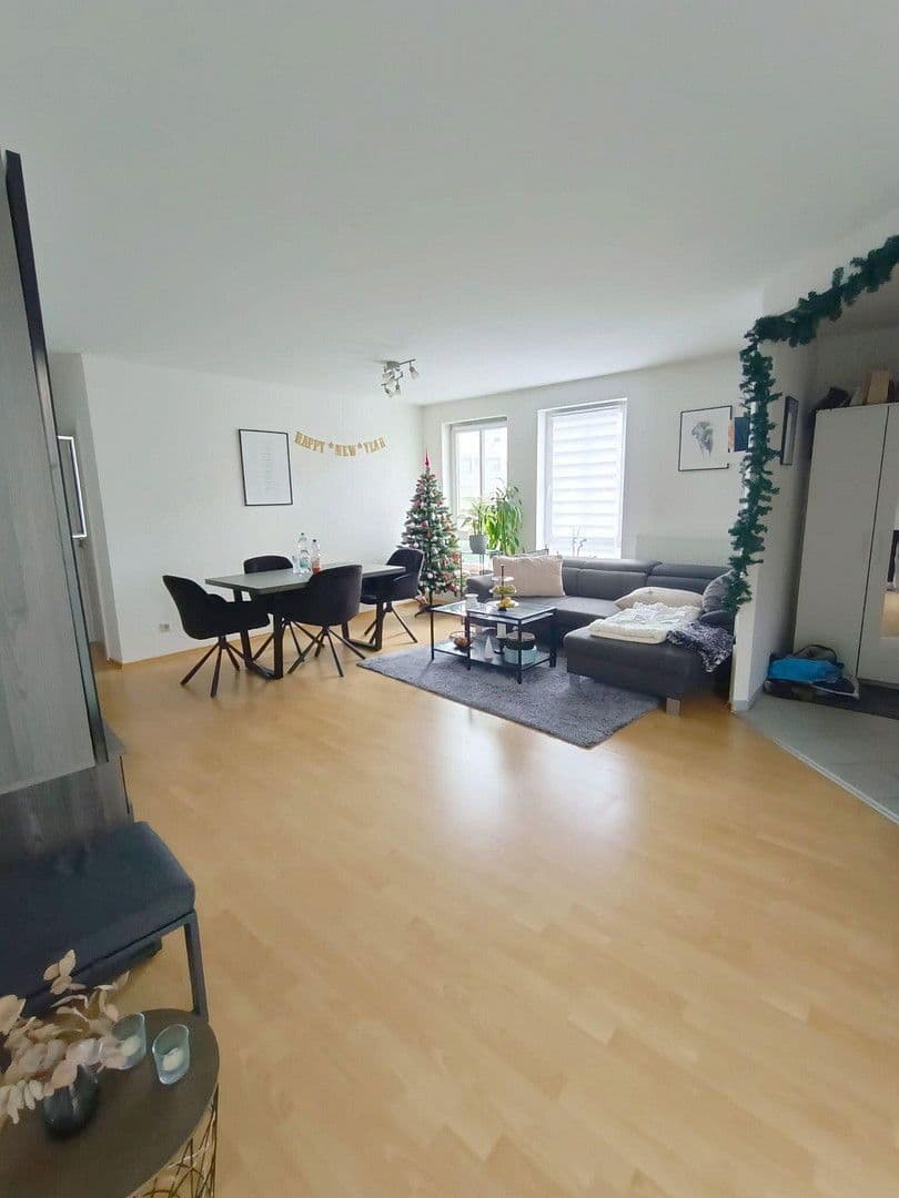 Prenájom bytu 3-izbový 79 m², Schulstraße 0, Bad Wimpfen, Bádensko-Wurttembersko Prenájom bytu 3-izbový 79 m², Schulstraße 0, Bad Wimpfen, Bádensko-Wurttembersko