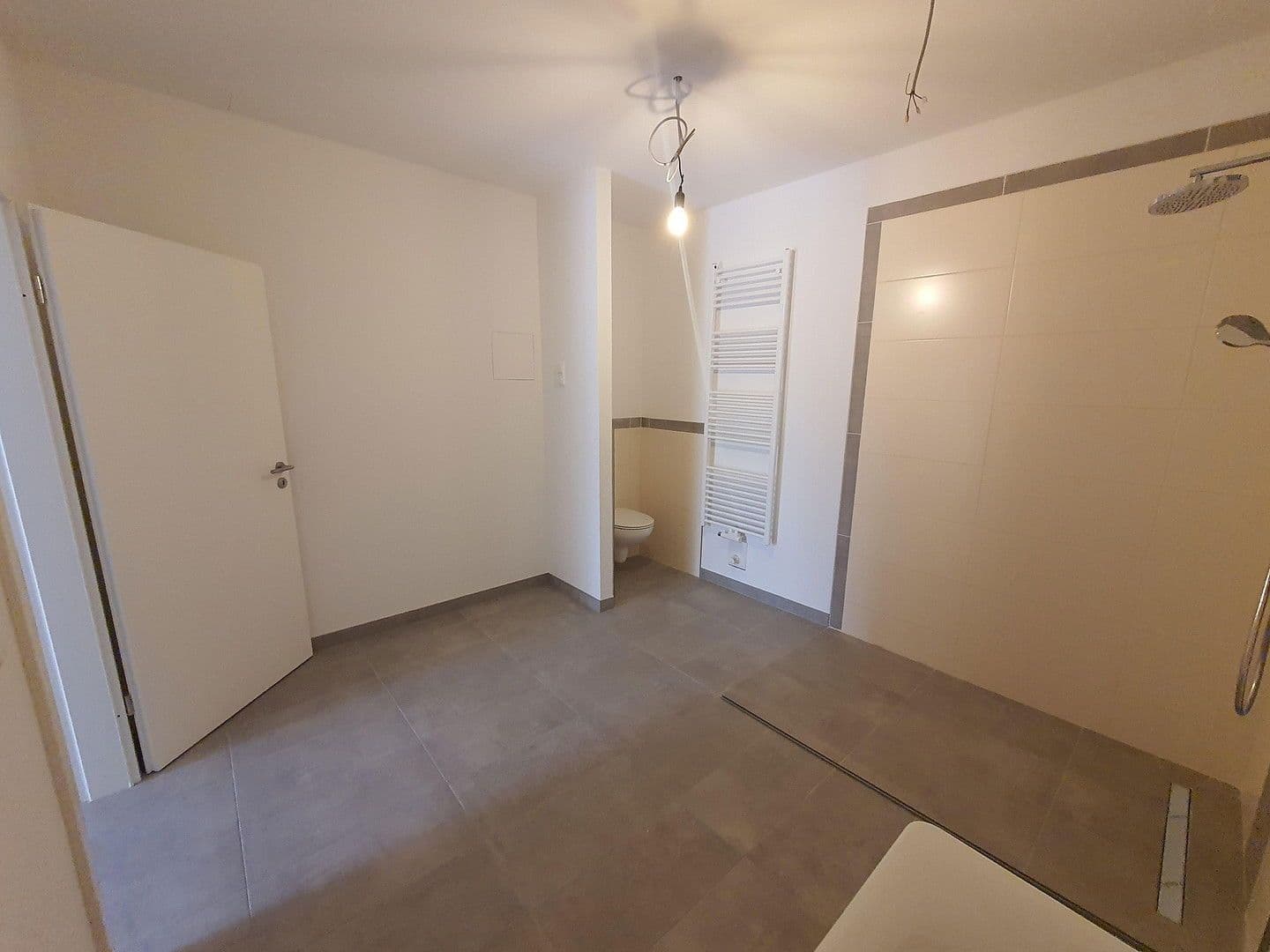 Prenájom bytu 3-izbový 92 m², Mannhagener Straße 5, Panten, Šlezvicko-Holštajnsko Prenájom bytu 3-izbový 92 m², Mannhagener Straße 5, Panten, Šlezvicko-Holštajnsko