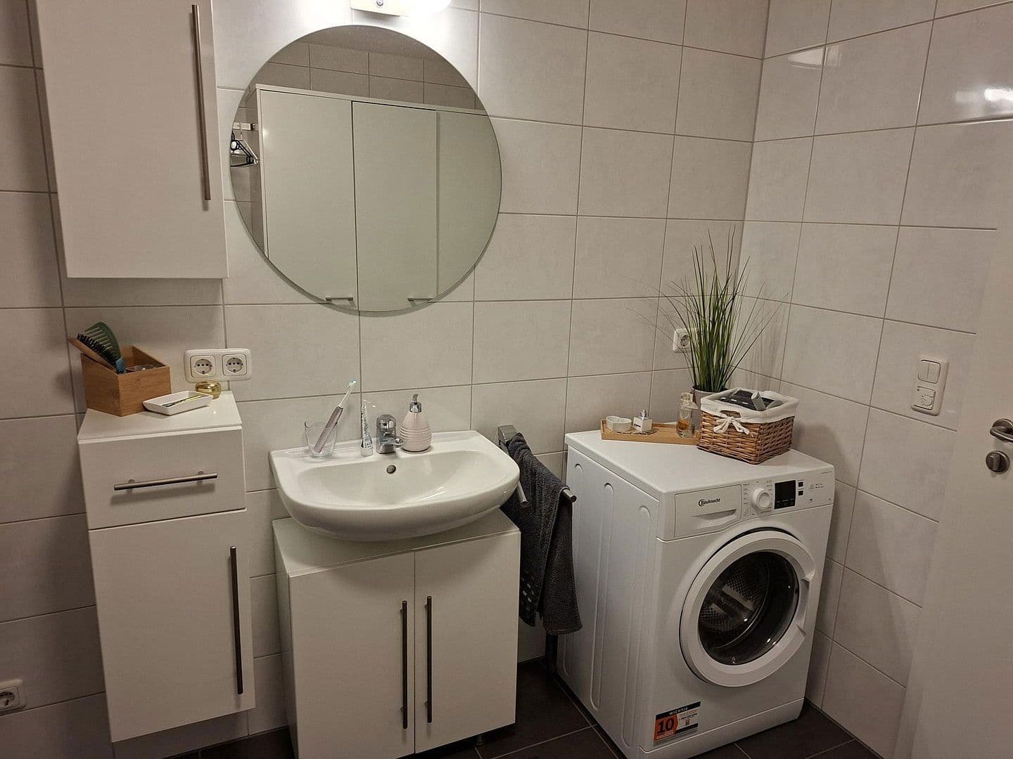 Prenájom bytu 2-izbový 55 m², Schlesierstraße 93, Regensburg, Bavorsko Prenájom bytu 2-izbový 55 m², Schlesierstraße 93, Regensburg, Bavorsko