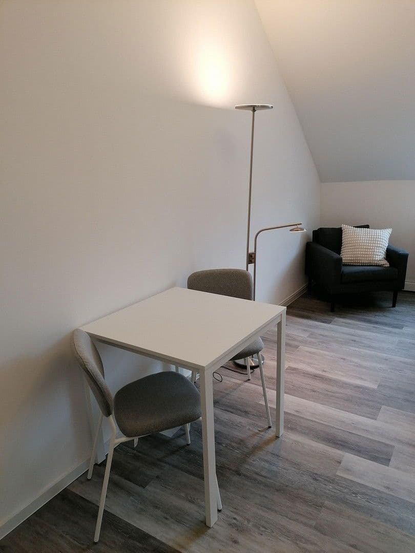 Prenájom bytu 1-izbový 125 m², Birkenbergstr. 28, Leverkusen Opladen, Severné Porýnie - Westfálsko Prenájom bytu 1-izbový 125 m², Birkenbergstr. 28, Leverkusen Opladen, Severné Porýnie - Westfálsko