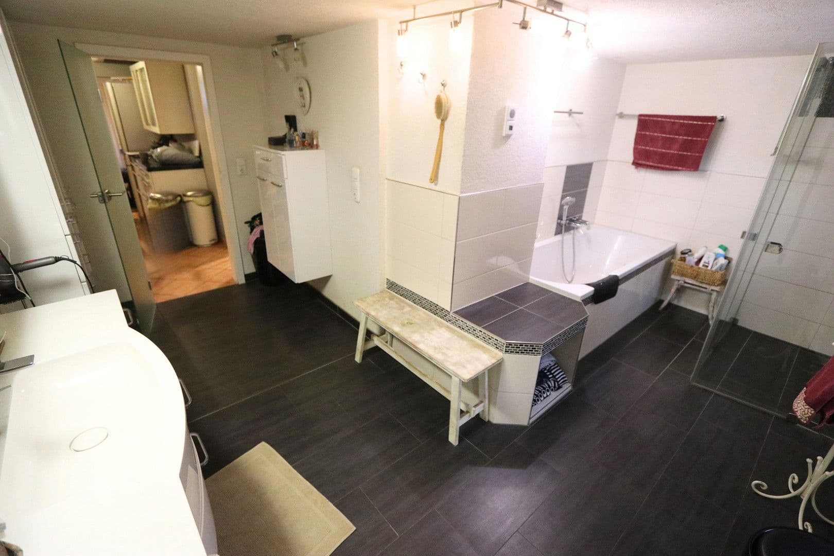 Predaj domu 150 m², pozemek 4.169 m², Neu Wulmstorf, Dolné Sasko Predaj domu 150 m², pozemek 4.169 m², Neu Wulmstorf, Dolné Sasko