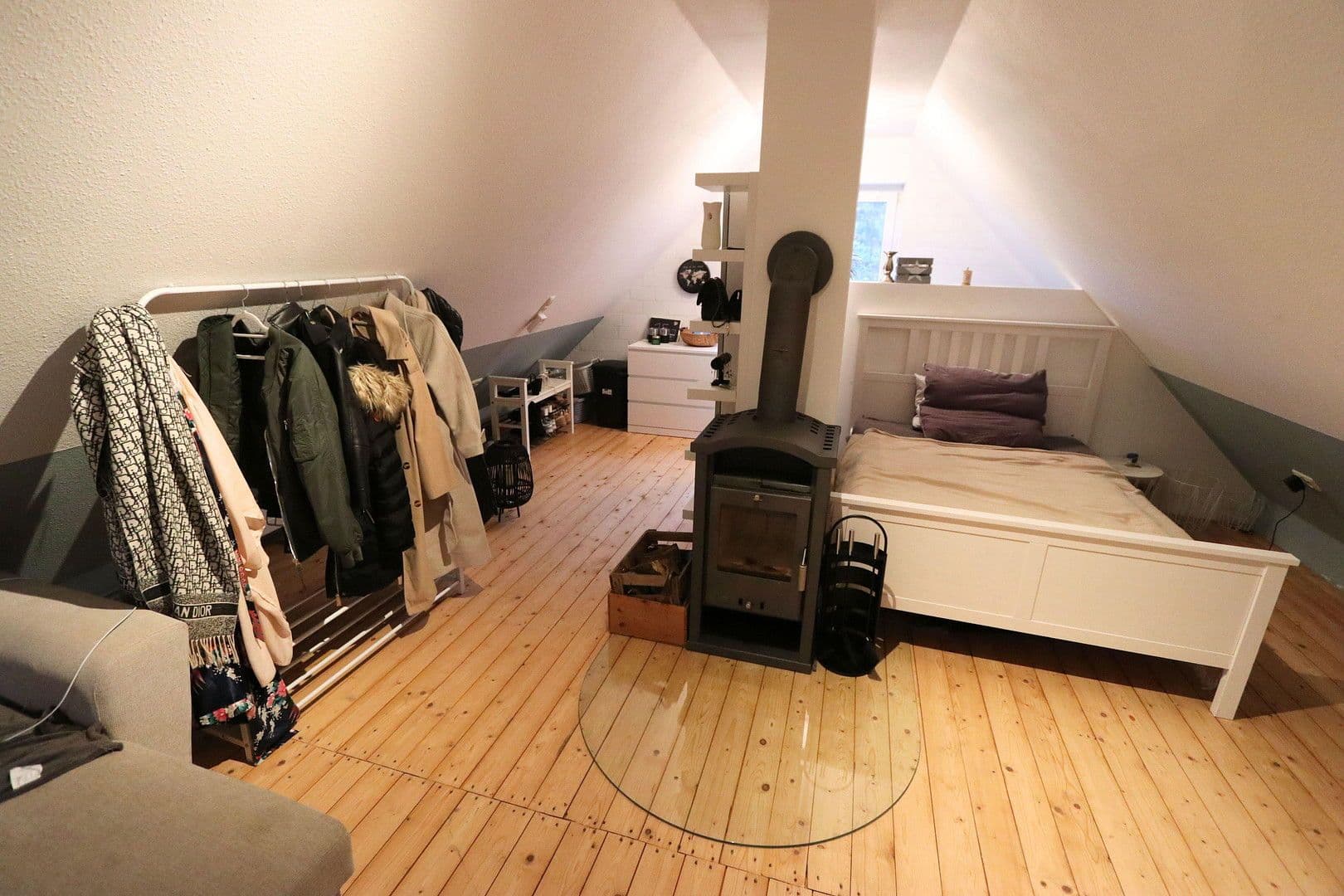 Predaj domu 150 m², pozemek 4.169 m², Neu Wulmstorf, Dolné Sasko Predaj domu 150 m², pozemek 4.169 m², Neu Wulmstorf, Dolné Sasko