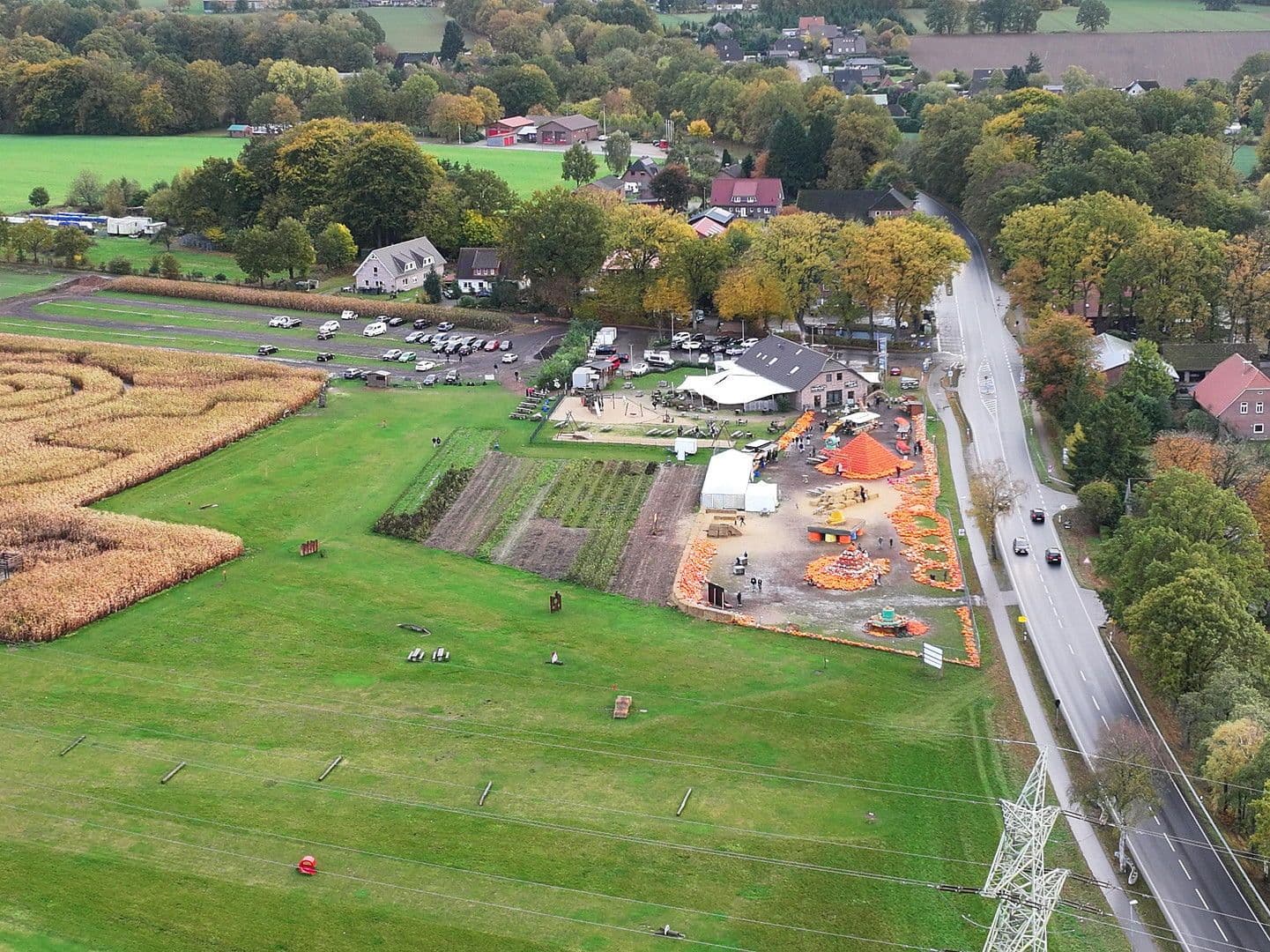 Predaj domu 150 m², pozemek 4.169 m², Neu Wulmstorf, Dolné Sasko Predaj domu 150 m², pozemek 4.169 m², Neu Wulmstorf, Dolné Sasko