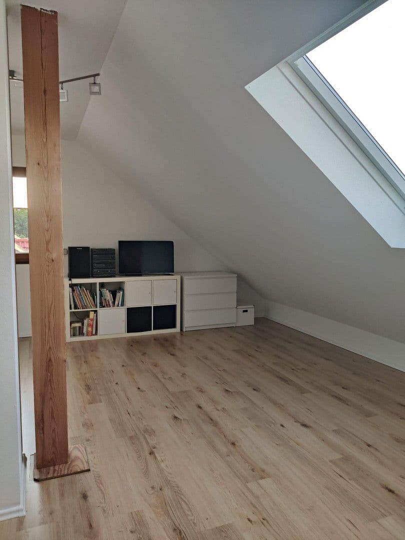 Predaj domu 125 m², pozemek 305 m², Gärtringen, Bádensko-Wurttembersko Predaj domu 125 m², pozemek 305 m², Gärtringen, Bádensko-Wurttembersko