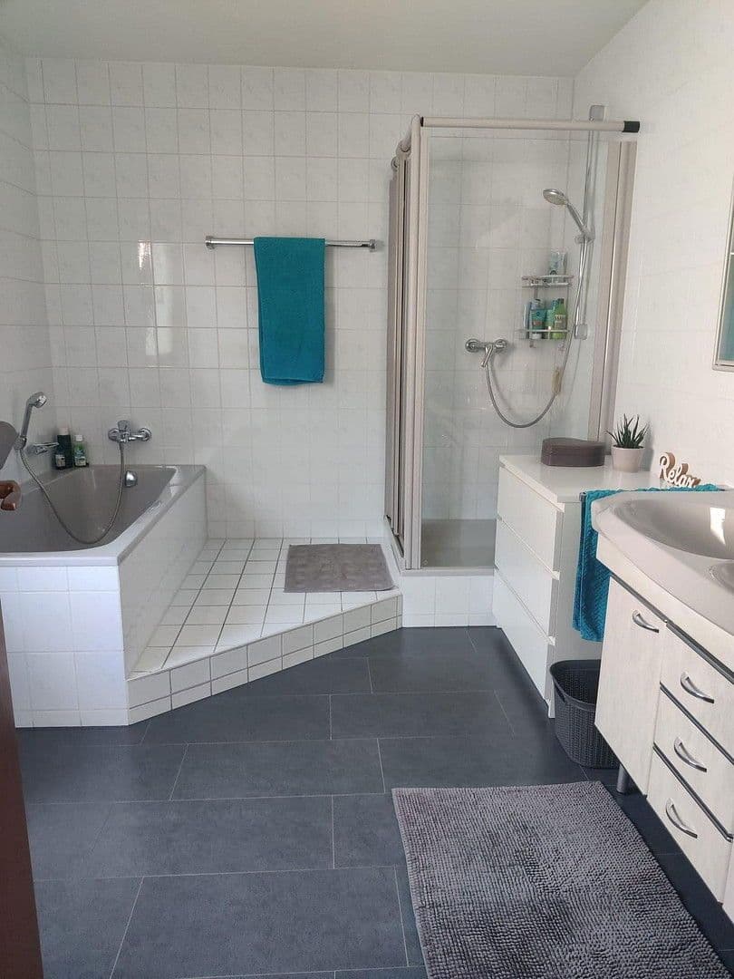 Predaj domu 125 m², pozemek 305 m², Gärtringen, Bádensko-Wurttembersko Predaj domu 125 m², pozemek 305 m², Gärtringen, Bádensko-Wurttembersko