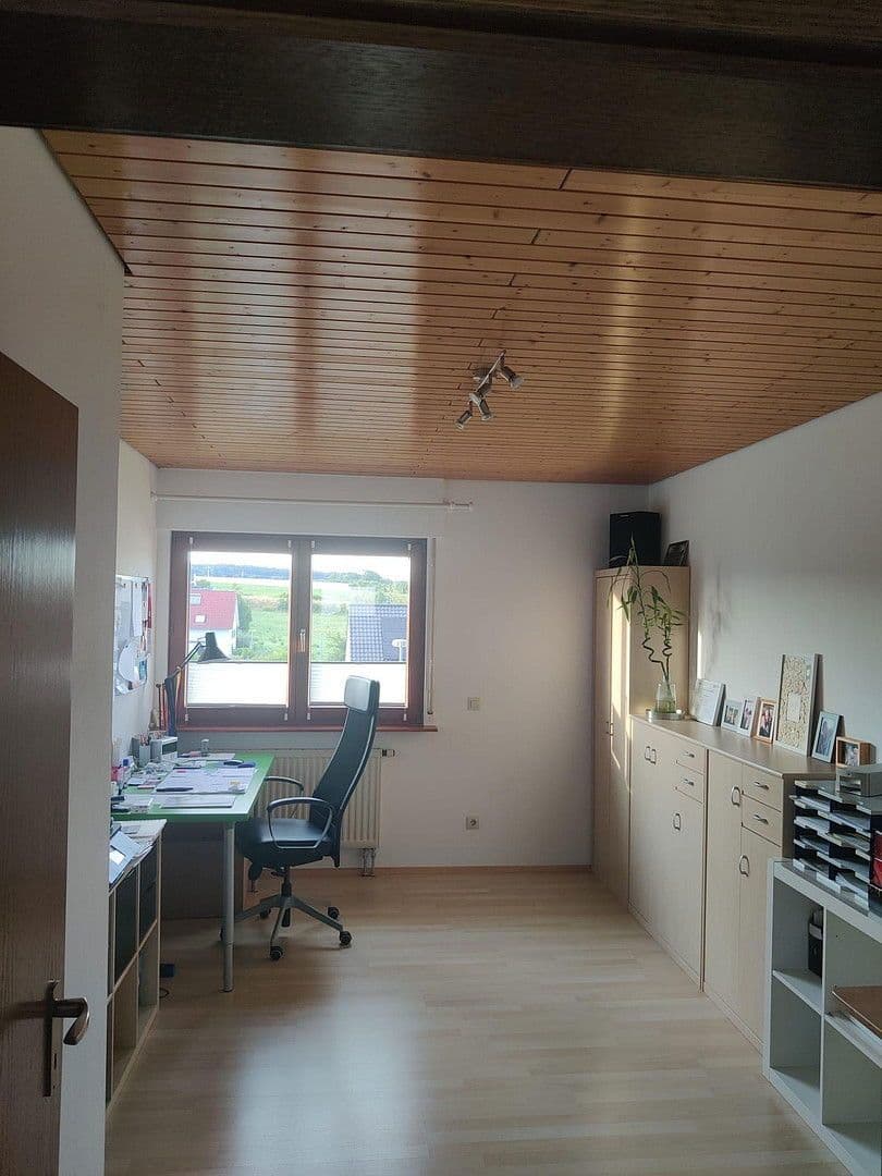 Predaj domu 125 m², pozemek 305 m², Gärtringen, Bádensko-Wurttembersko Predaj domu 125 m², pozemek 305 m², Gärtringen, Bádensko-Wurttembersko