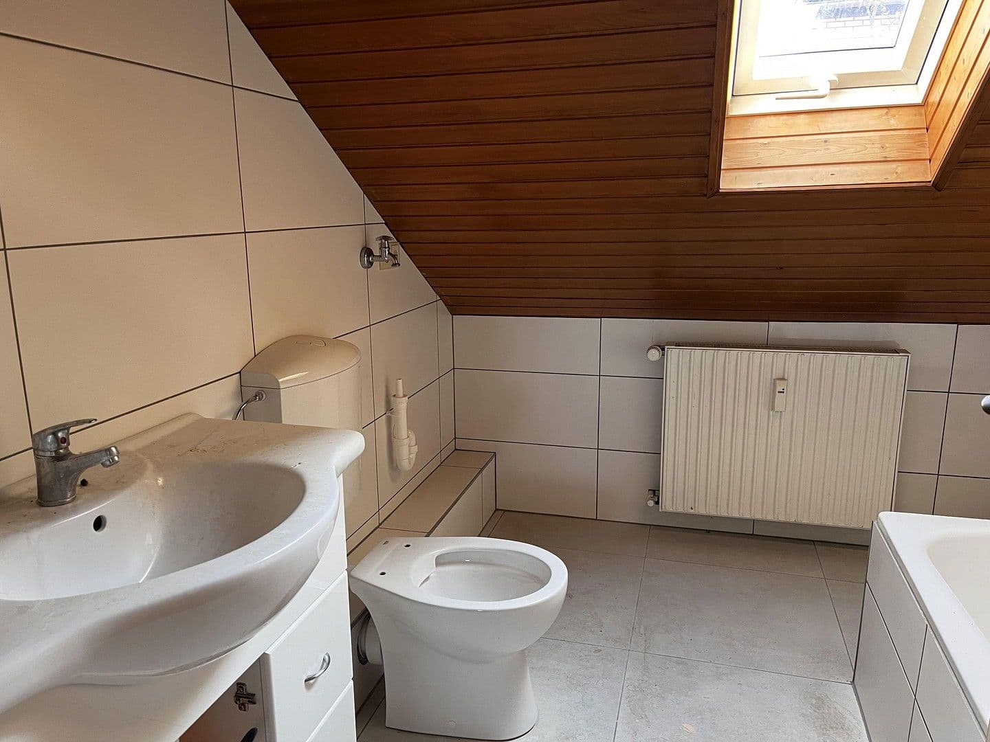 Prenájom bytu 3-izbový 77 m², Rossertblick 11, Eppstein, Hesensko Prenájom bytu 3-izbový 77 m², Rossertblick 11, Eppstein, Hesensko