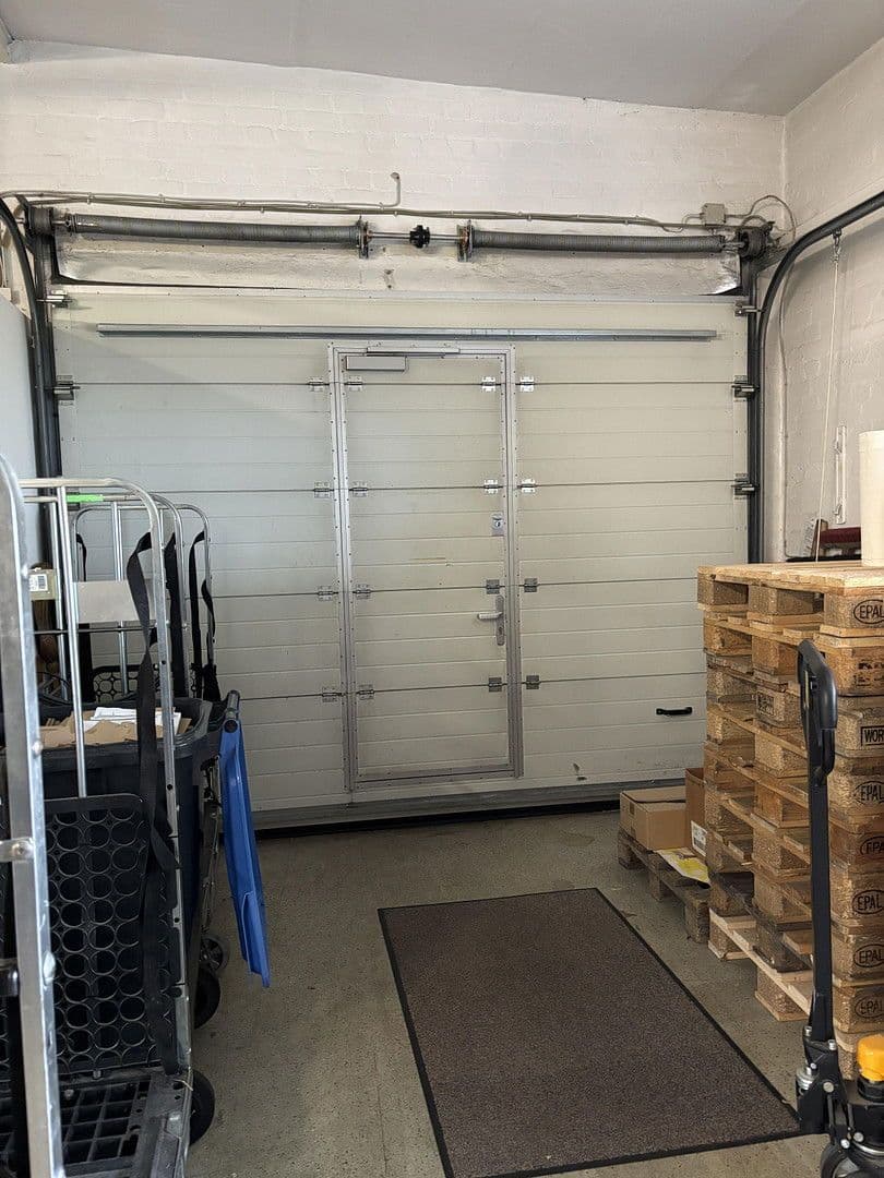 Prenájom nebytového priestoru 300 m², Hamburg, Hamburg Prenájom nebytového priestoru 300 m², Hamburg, Hamburg