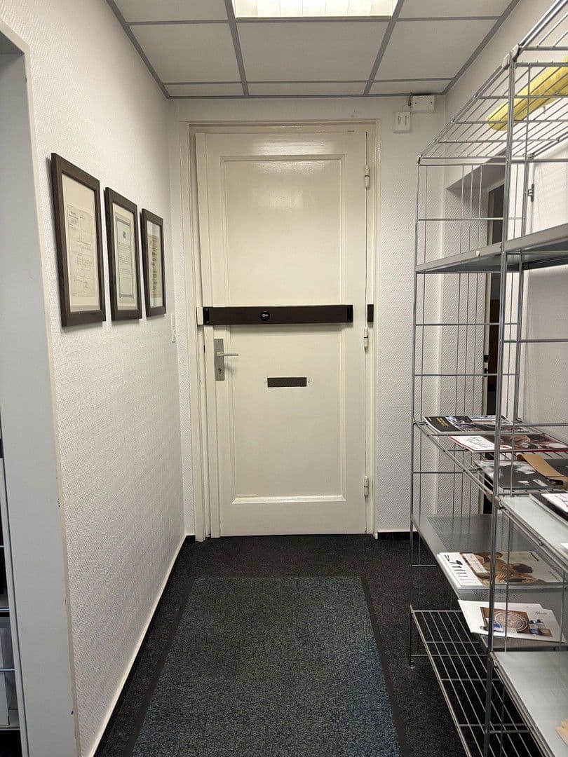 Prenájom nebytového priestoru 300 m², Hamburg, Hamburg Prenájom nebytového priestoru 300 m², Hamburg, Hamburg