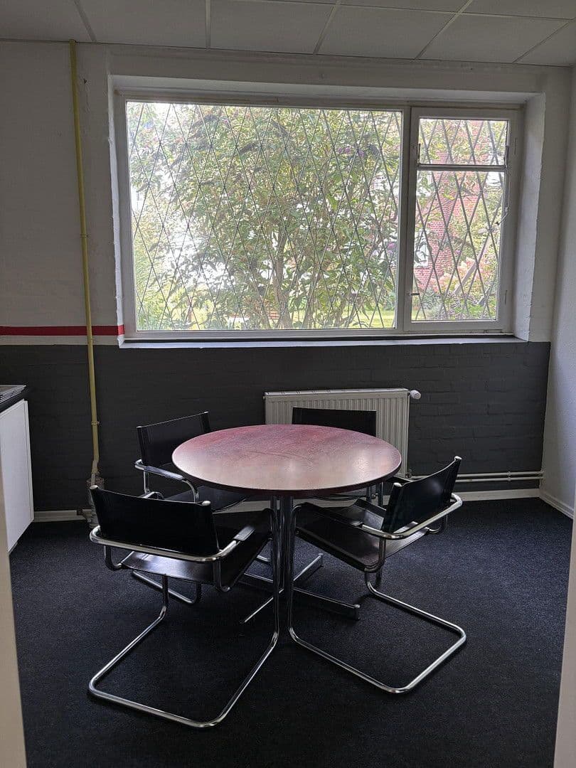 Prenájom nebytového priestoru 300 m², Hamburg, Hamburg Prenájom nebytového priestoru 300 m², Hamburg, Hamburg