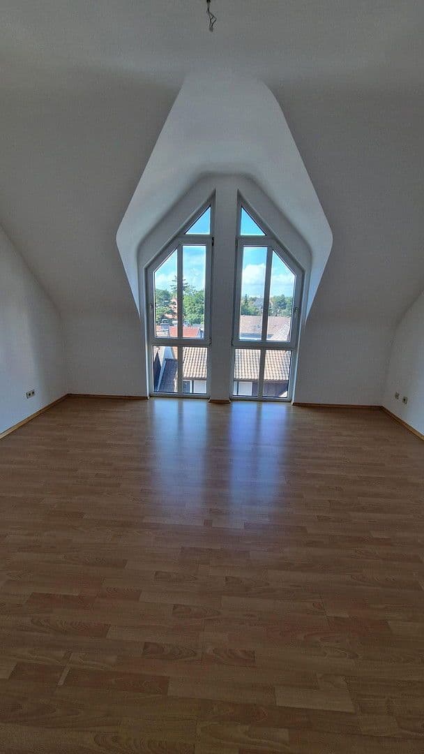 Predaj domu 590 m², pozemek 241 m², Heppenheim, Hesensko Predaj domu 590 m², pozemek 241 m², Heppenheim, Hesensko