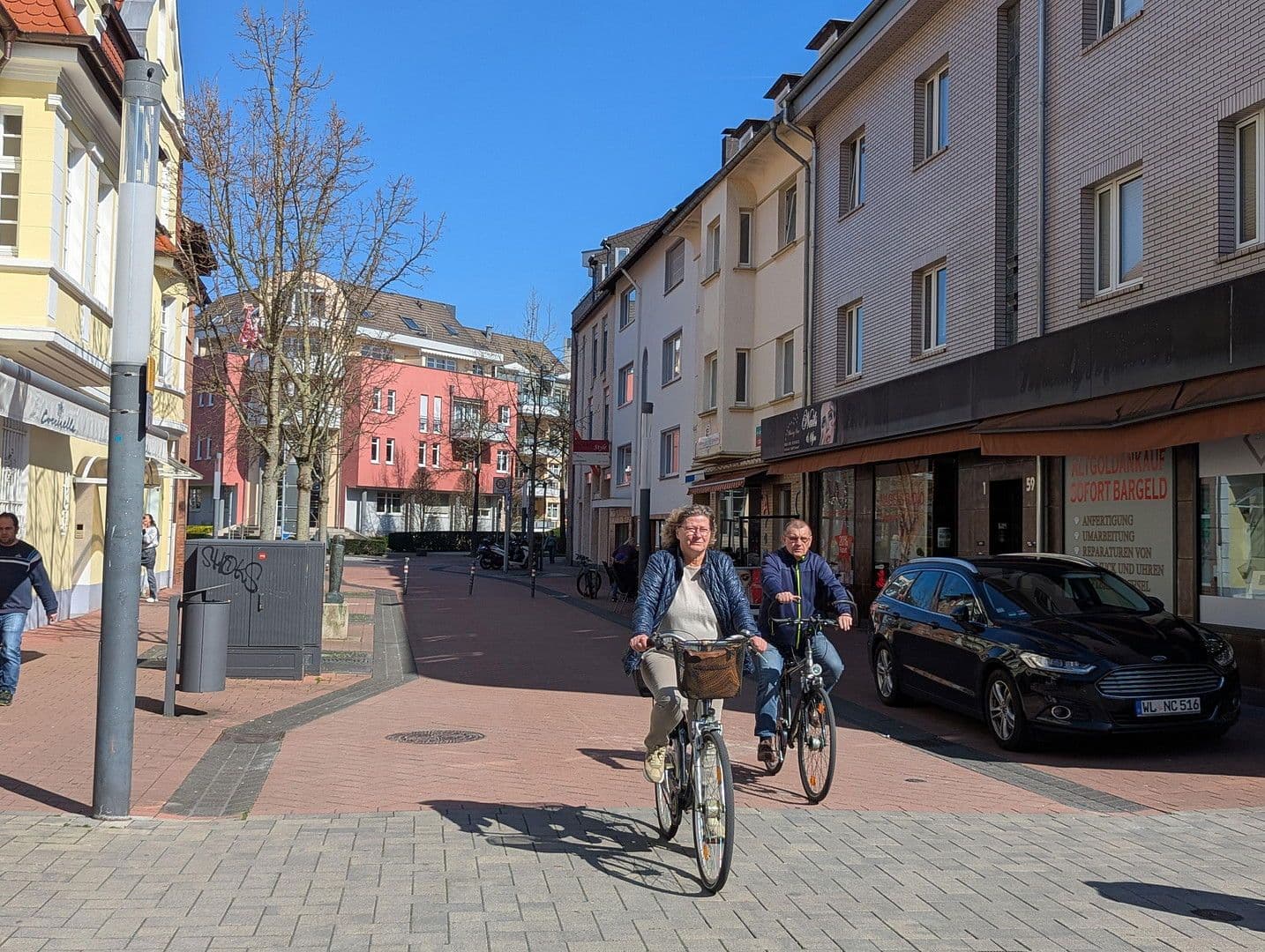 Predaj bytu 4-izbový 84 m², Schloßstraße 3, Troisdorf, Severné Porýnie - Westfálsko Predaj bytu 4-izbový 84 m², Schloßstraße 3, Troisdorf, Severné Porýnie - Westfálsko