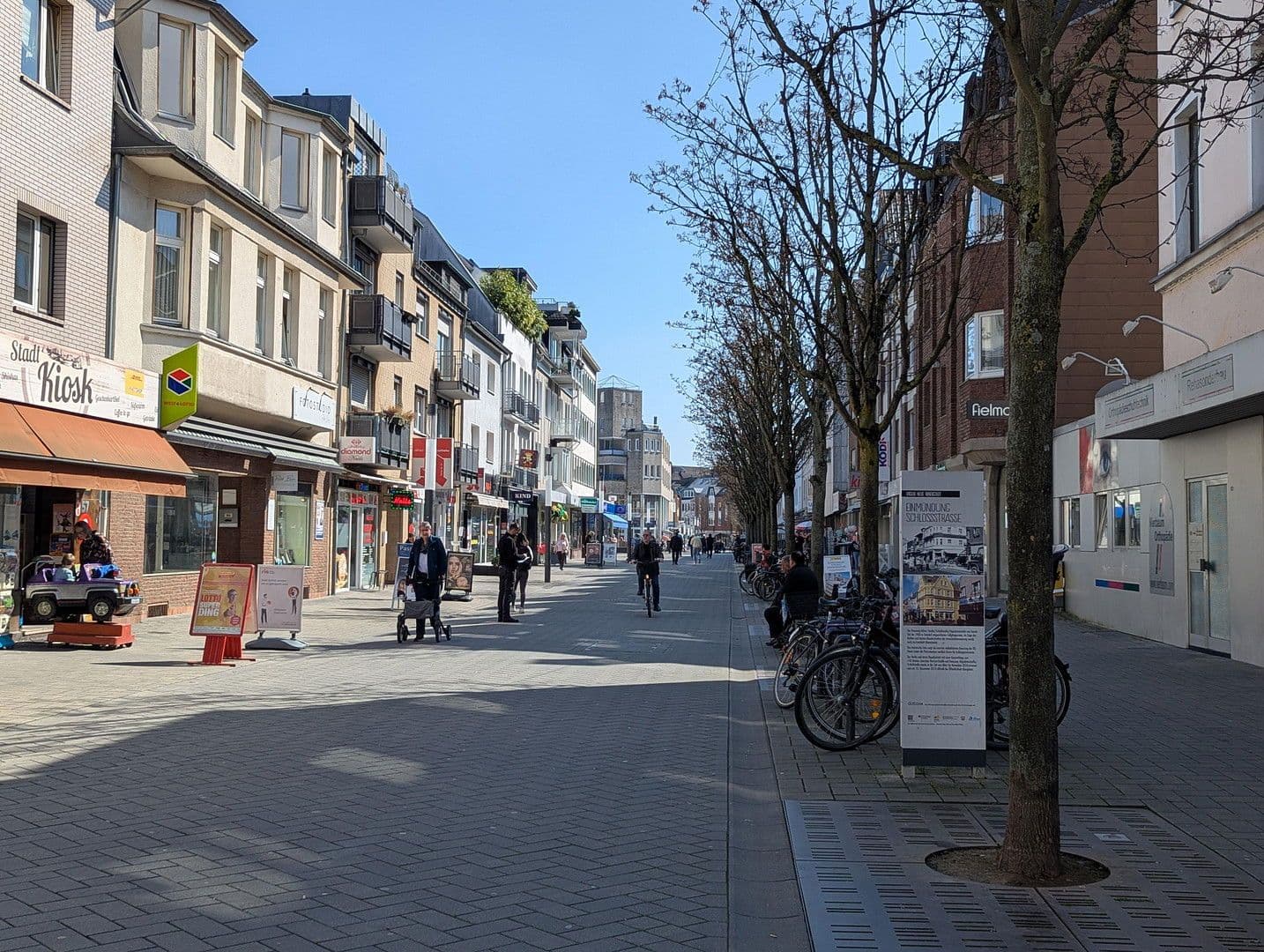 Predaj bytu 4-izbový 84 m², Schloßstraße 3, Troisdorf, Severné Porýnie - Westfálsko Predaj bytu 4-izbový 84 m², Schloßstraße 3, Troisdorf, Severné Porýnie - Westfálsko