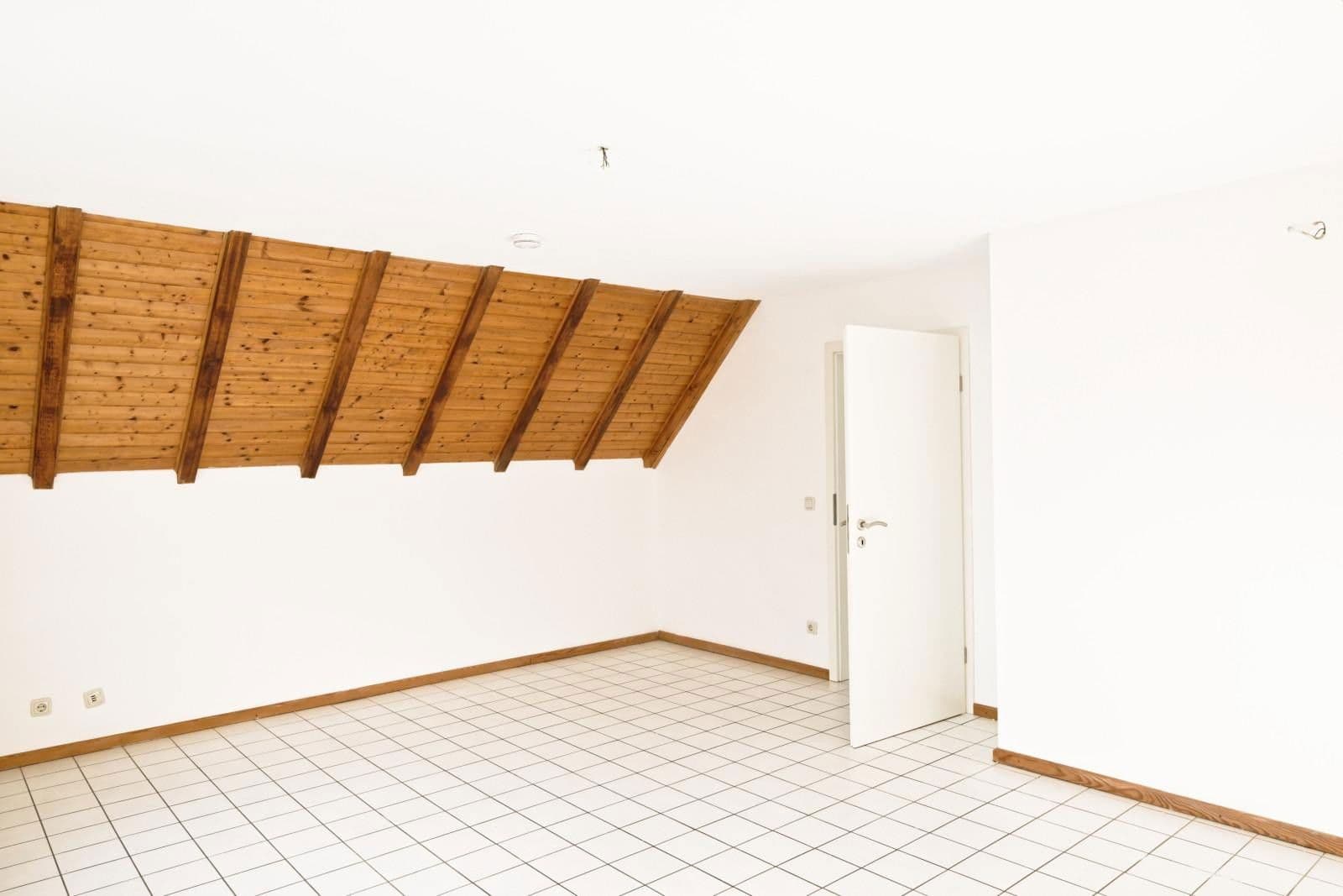 Predaj domu 107 m², pozemek 332 m², Mehren, Porýnie-Falcko Predaj domu 107 m², pozemek 332 m², Mehren, Porýnie-Falcko