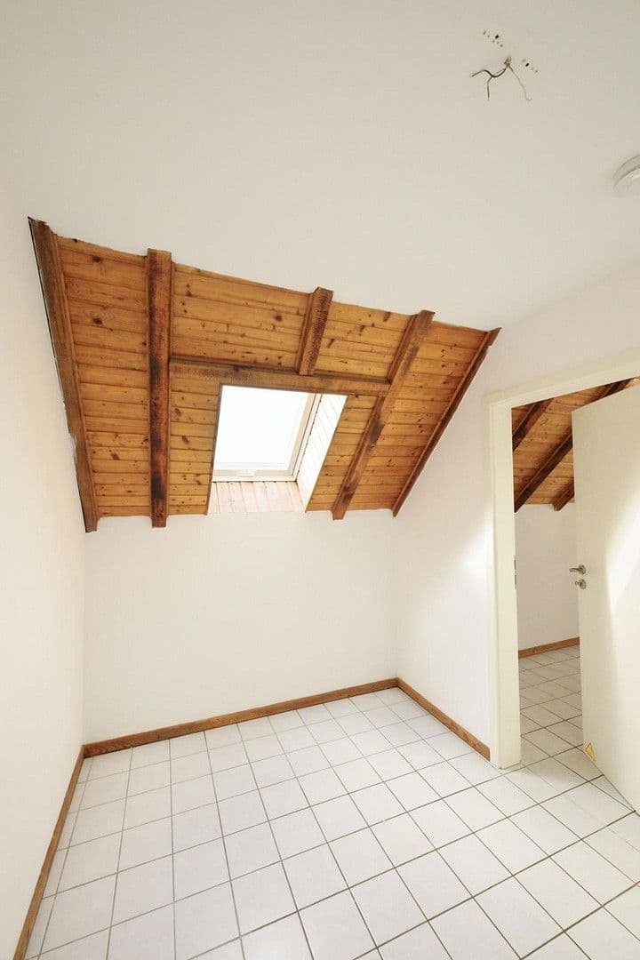 Predaj domu 107 m², pozemek 332 m², Mehren, Porýnie-Falcko Predaj domu 107 m², pozemek 332 m², Mehren, Porýnie-Falcko