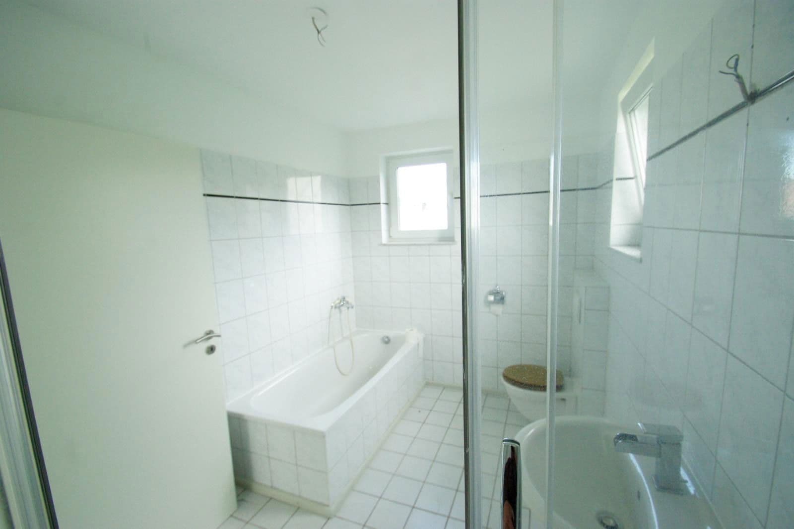 Predaj domu 107 m², pozemek 332 m², Mehren, Porýnie-Falcko Predaj domu 107 m², pozemek 332 m², Mehren, Porýnie-Falcko