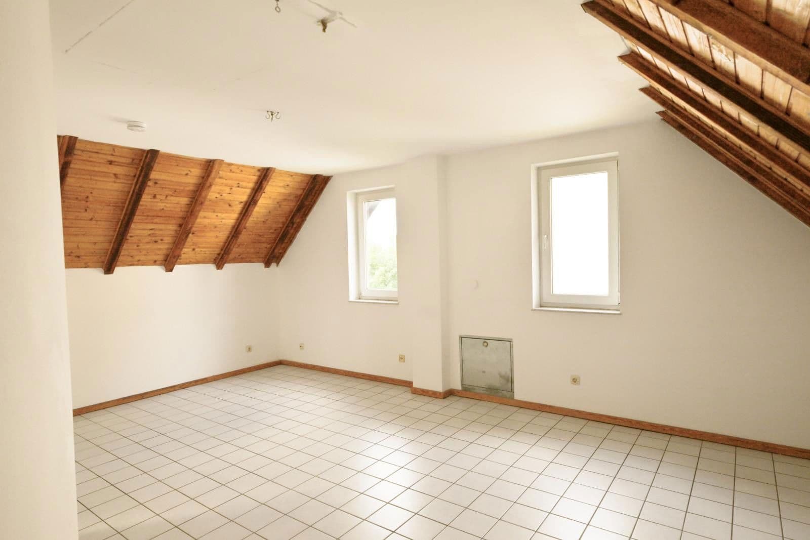 Predaj domu 107 m², pozemek 332 m², Mehren, Porýnie-Falcko Predaj domu 107 m², pozemek 332 m², Mehren, Porýnie-Falcko