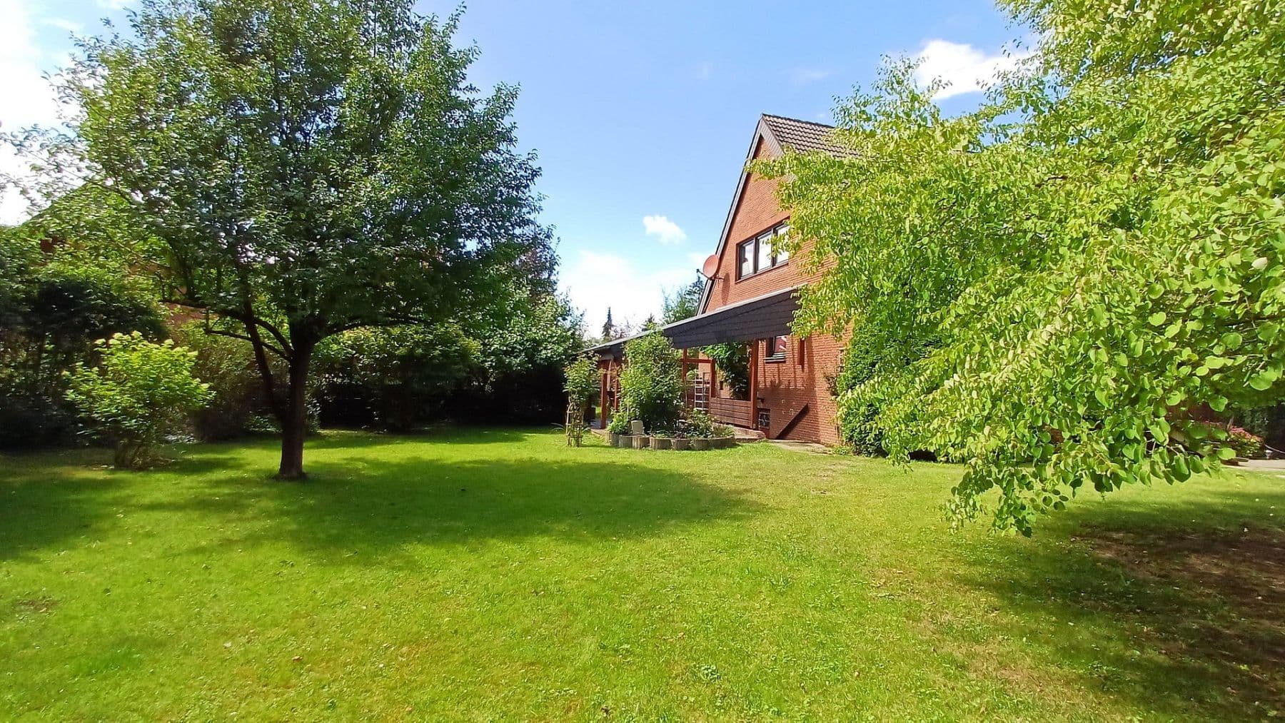 Predaj domu 178 m², pozemek 1.196 m², Lengede, Dolné Sasko Predaj domu 178 m², pozemek 1.196 m², Lengede, Dolné Sasko