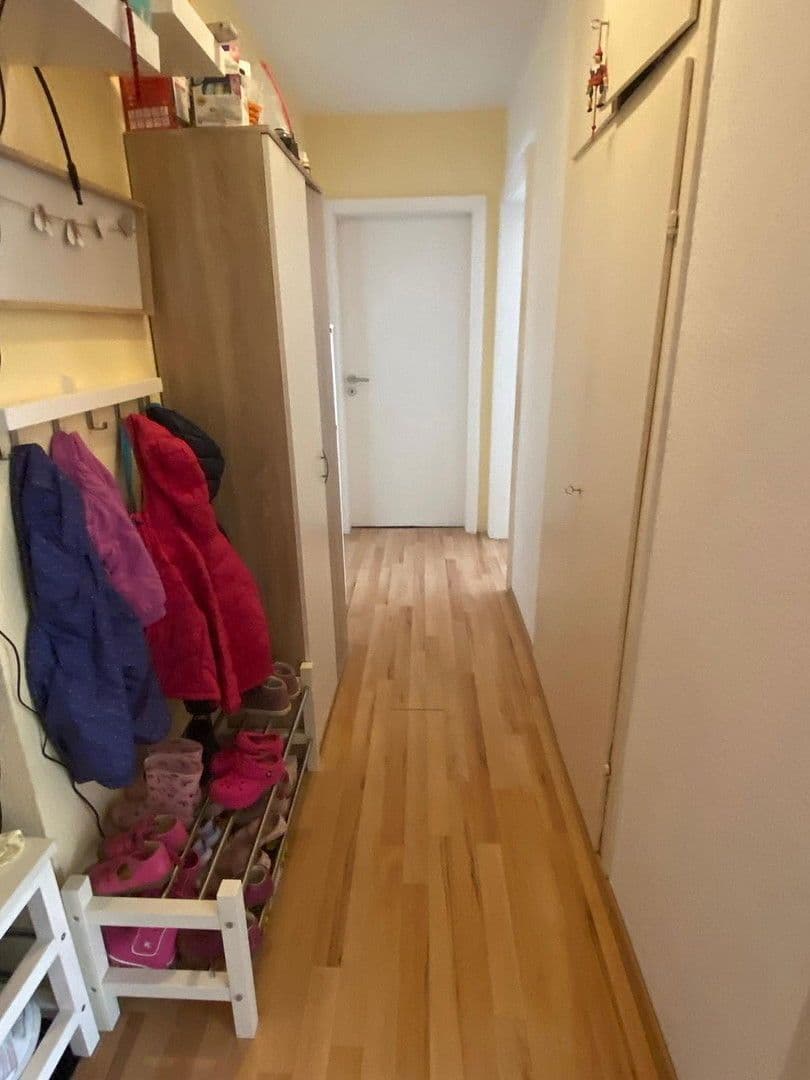 Prenájom bytu 3-izbový 85 m², Kaiser-Friedrichstr. 32, Pforzheim, Bádensko-Wurttembersko Prenájom bytu 3-izbový 85 m², Kaiser-Friedrichstr. 32, Pforzheim, Bádensko-Wurttembersko