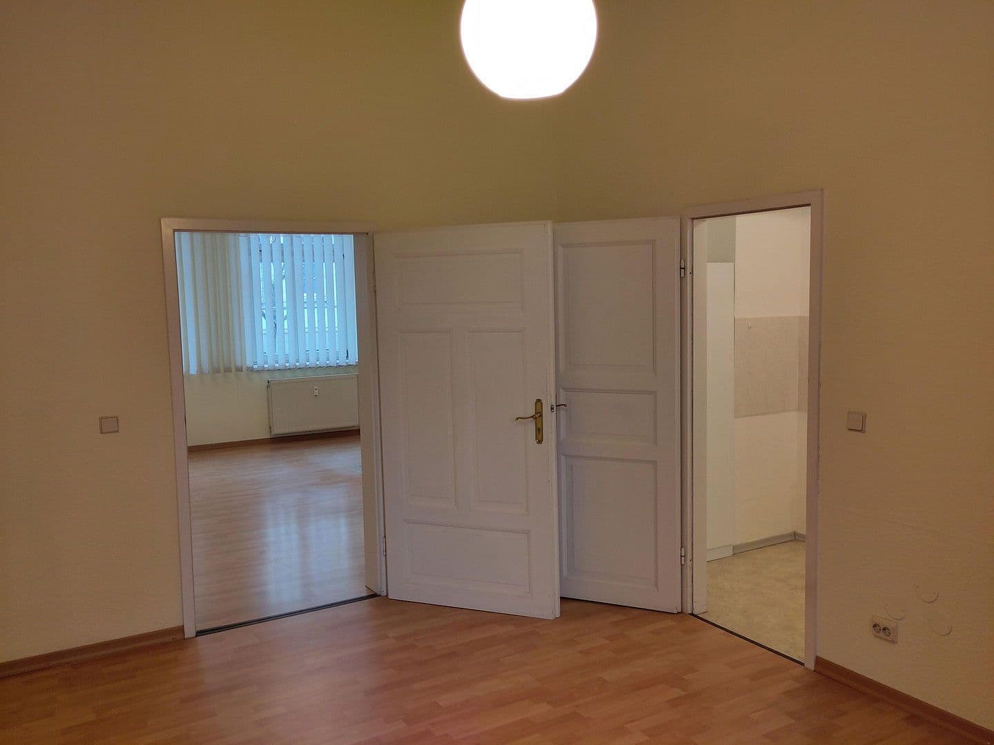 Prenájom bytu 4-izbový 119 m², Quedlinburg, Sasko-Anhaltsko Prenájom bytu 4-izbový 119 m², Quedlinburg, Sasko-Anhaltsko