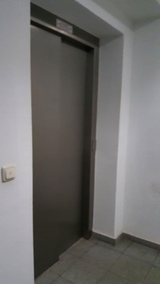 Predaj domu 6.499 m², pozemek 3.975 m², Rathenaustrasse 70, Erfurt, Durínsko Predaj domu 6.499 m², pozemek 3.975 m², Rathenaustrasse 70, Erfurt, Durínsko