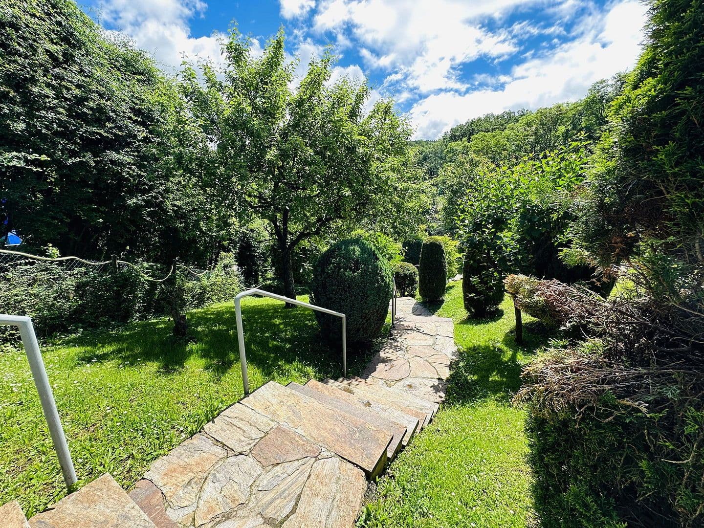 Prenájom bytu 1-izbový 40 m², Im Oberen Kienle 71, Stuttgart, Bádensko-Wurttembersko Prenájom bytu 1-izbový 40 m², Im Oberen Kienle 71, Stuttgart, Bádensko-Wurttembersko