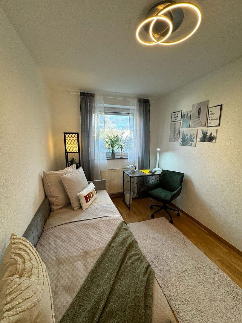 Prenájom bytu 3-izbový 85 m², Eichstätter Platz 8, Nürnberg, Bavorsko Prenájom bytu 3-izbový 85 m², Eichstätter Platz 8, Nürnberg, Bavorsko