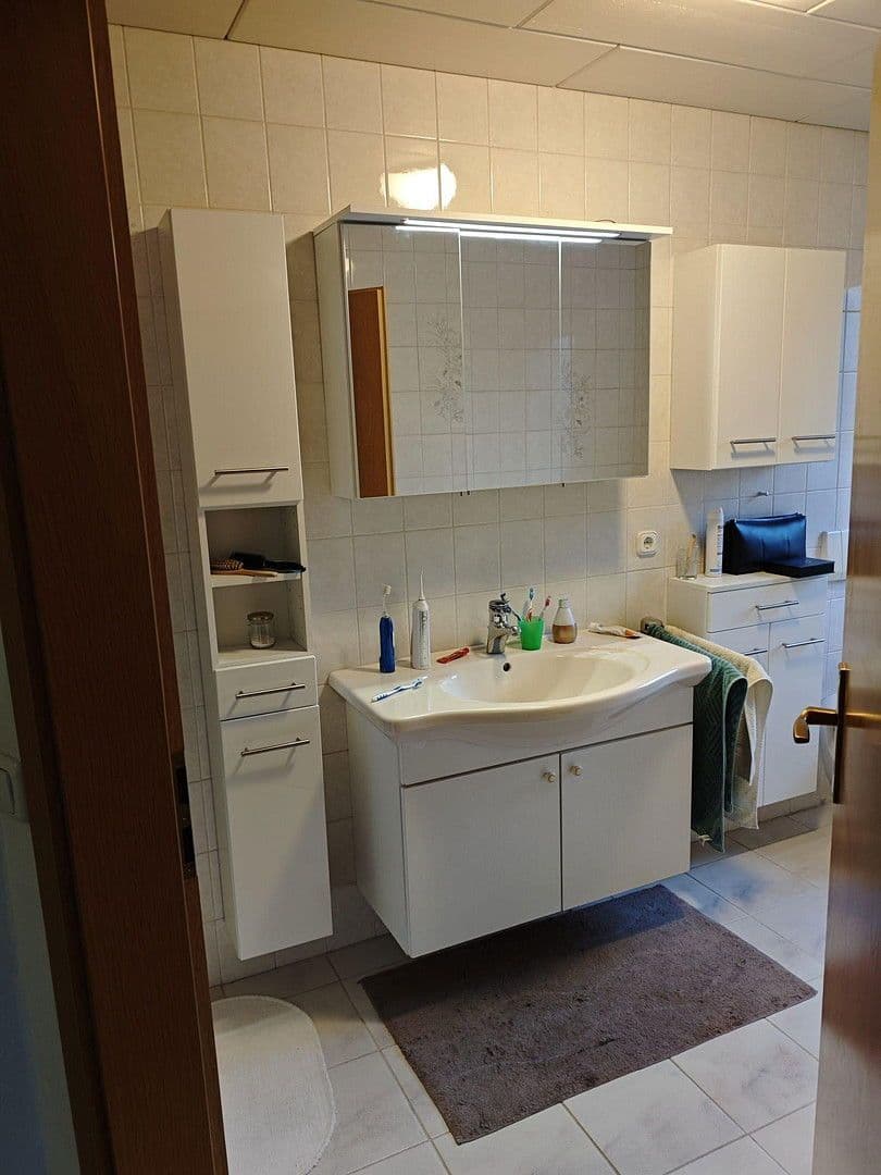 Predaj domu 186 m², pozemek 3.000 m², Brokstedt, Šlezvicko-Holštajnsko Predaj domu 186 m², pozemek 3.000 m², Brokstedt, Šlezvicko-Holštajnsko