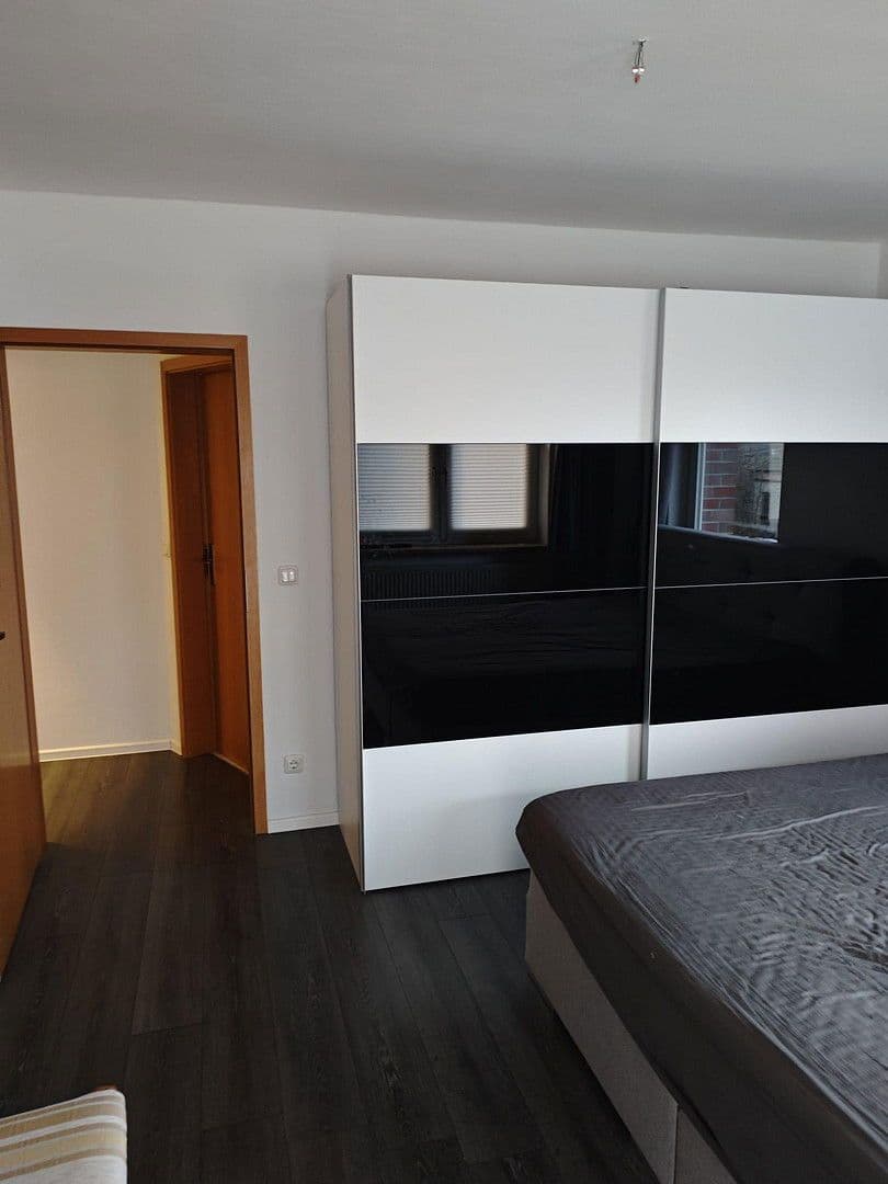 Predaj domu 186 m², pozemek 3.000 m², Brokstedt, Šlezvicko-Holštajnsko Predaj domu 186 m², pozemek 3.000 m², Brokstedt, Šlezvicko-Holštajnsko