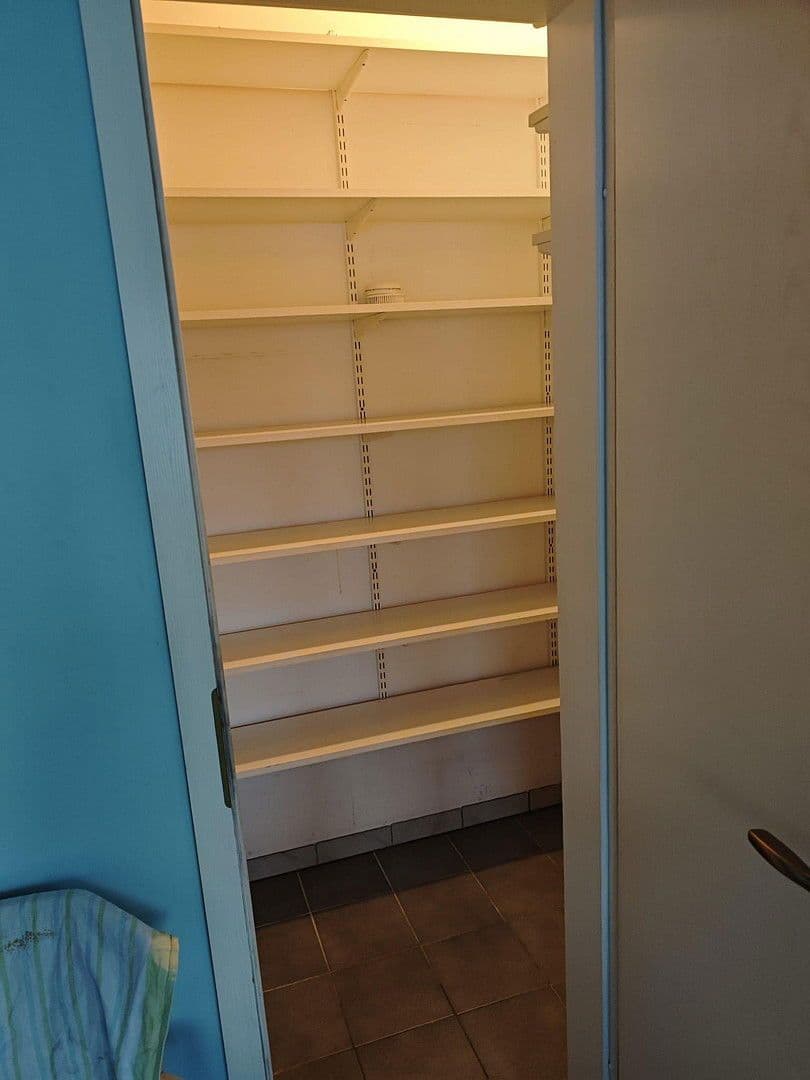 Predaj domu 186 m², pozemek 3.000 m², Brokstedt, Šlezvicko-Holštajnsko Predaj domu 186 m², pozemek 3.000 m², Brokstedt, Šlezvicko-Holštajnsko