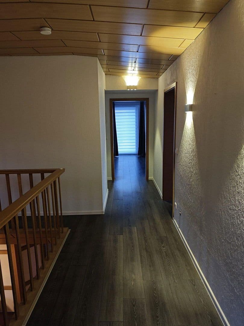 Predaj domu 186 m², pozemek 3.000 m², Brokstedt, Šlezvicko-Holštajnsko Predaj domu 186 m², pozemek 3.000 m², Brokstedt, Šlezvicko-Holštajnsko