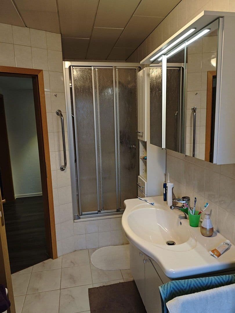 Predaj domu 186 m², pozemek 3.000 m², Brokstedt, Šlezvicko-Holštajnsko Predaj domu 186 m², pozemek 3.000 m², Brokstedt, Šlezvicko-Holštajnsko