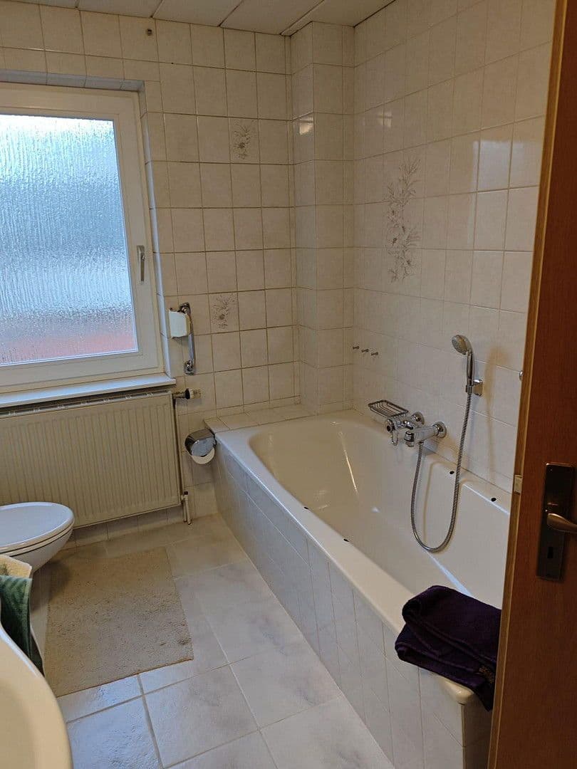 Predaj domu 186 m², pozemek 3.000 m², Brokstedt, Šlezvicko-Holštajnsko Predaj domu 186 m², pozemek 3.000 m², Brokstedt, Šlezvicko-Holštajnsko