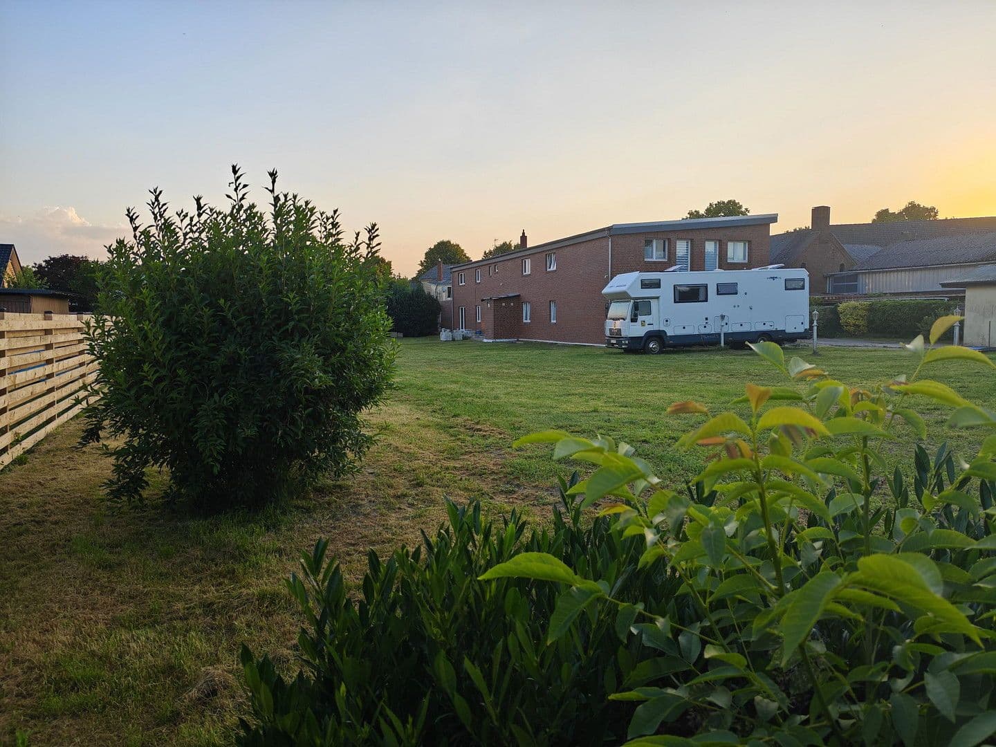 Predaj domu 186 m², pozemek 3.000 m², Brokstedt, Šlezvicko-Holštajnsko Predaj domu 186 m², pozemek 3.000 m², Brokstedt, Šlezvicko-Holštajnsko