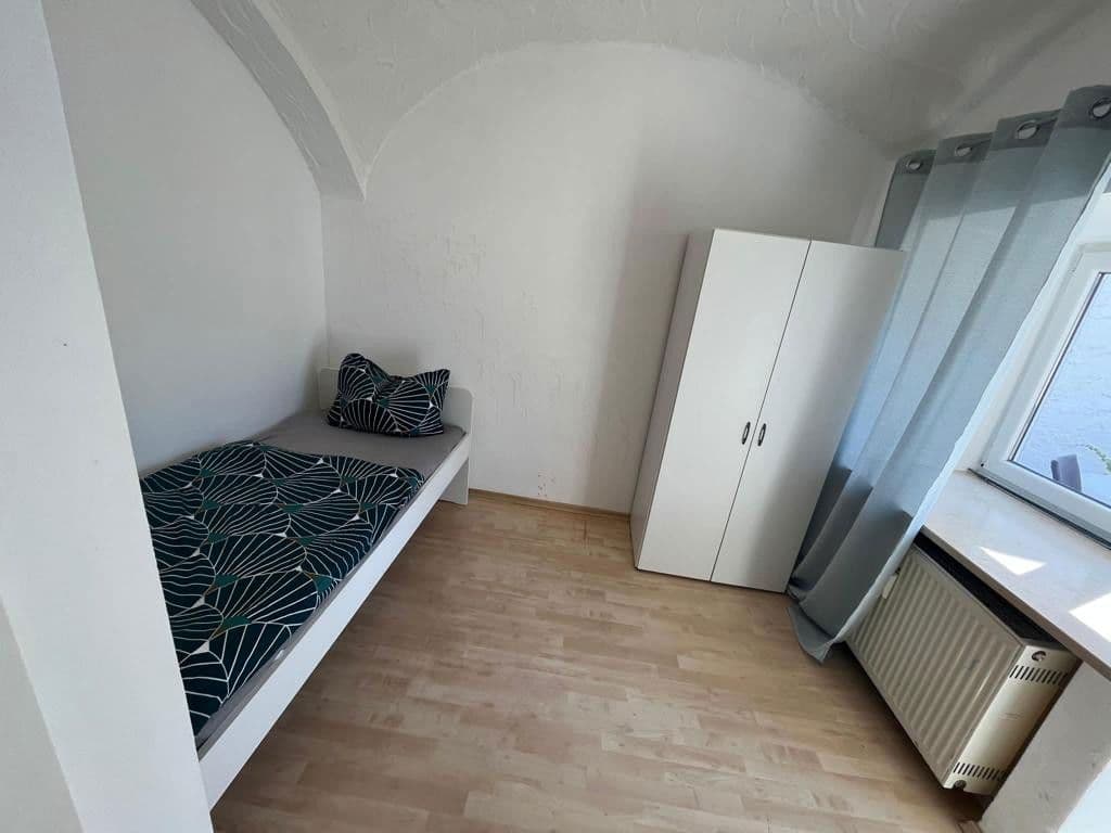 Prenájom domu 250 m², pozemek 500 m², Ingolstadt, Bavorsko Prenájom domu 250 m², pozemek 500 m², Ingolstadt, Bavorsko