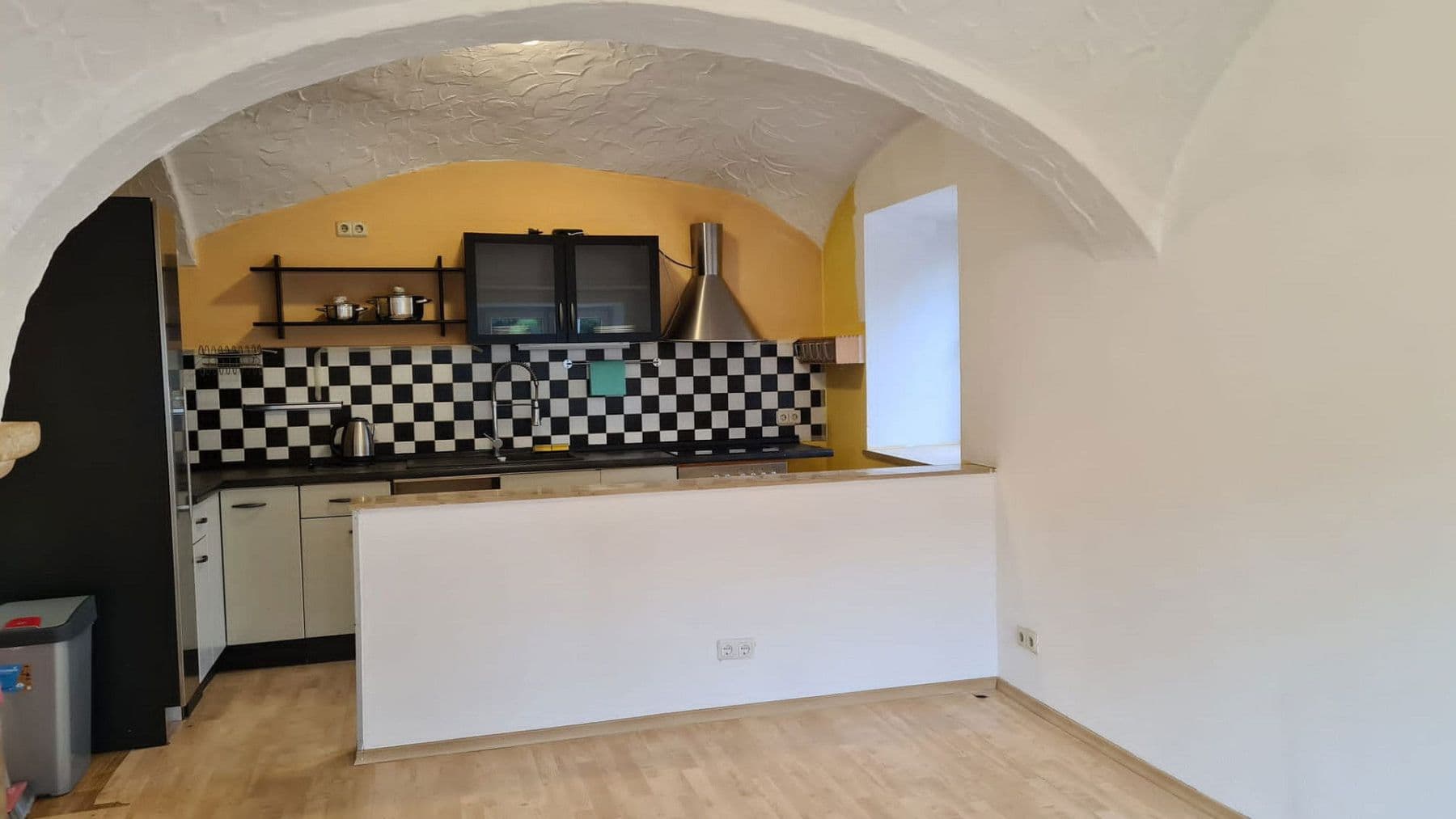 Prenájom domu 250 m², pozemek 500 m², Ingolstadt, Bavorsko Prenájom domu 250 m², pozemek 500 m², Ingolstadt, Bavorsko