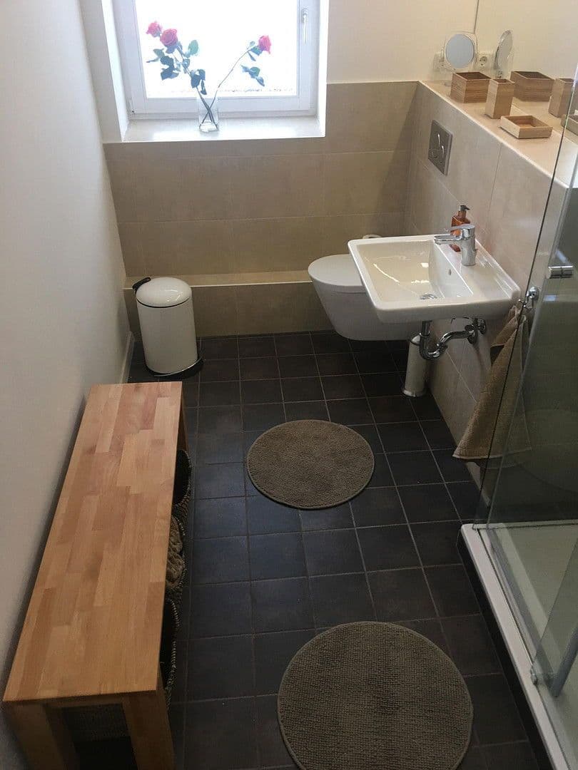 Prenájom bytu 2-izbový 55 m², Helmholtzstr. 21, Leipzig, Sasko Prenájom bytu 2-izbový 55 m², Helmholtzstr. 21, Leipzig, Sasko