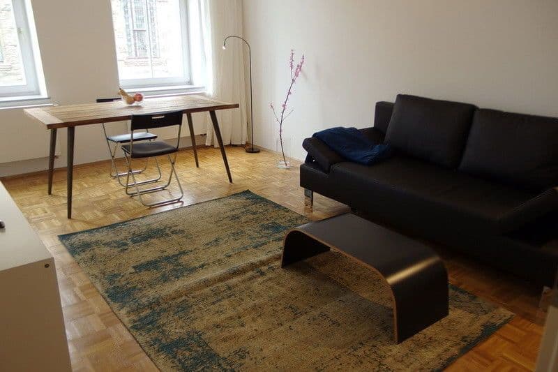 Prenájom bytu 2-izbový 55 m², Helmholtzstr. 21, Leipzig, Sasko Prenájom bytu 2-izbový 55 m², Helmholtzstr. 21, Leipzig, Sasko